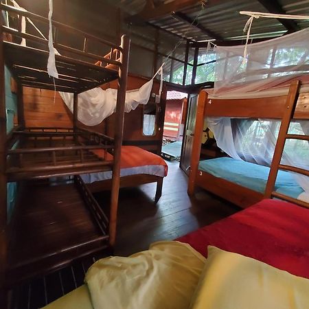 Hotel Casa Perico Rio Dulce Ngoại thất bức ảnh
