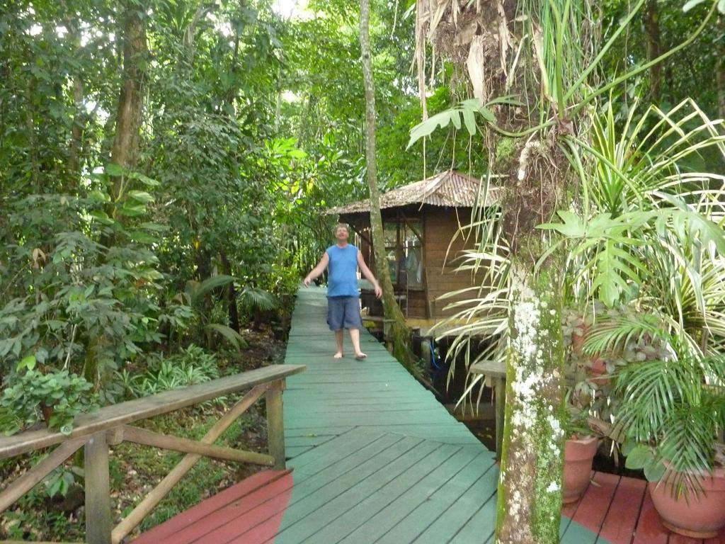 Hotel Casa Perico Rio Dulce Ngoại thất bức ảnh