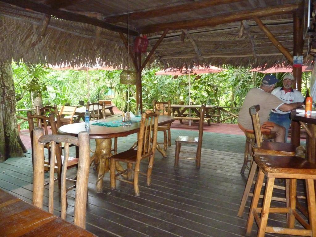 Hotel Casa Perico Rio Dulce Ngoại thất bức ảnh