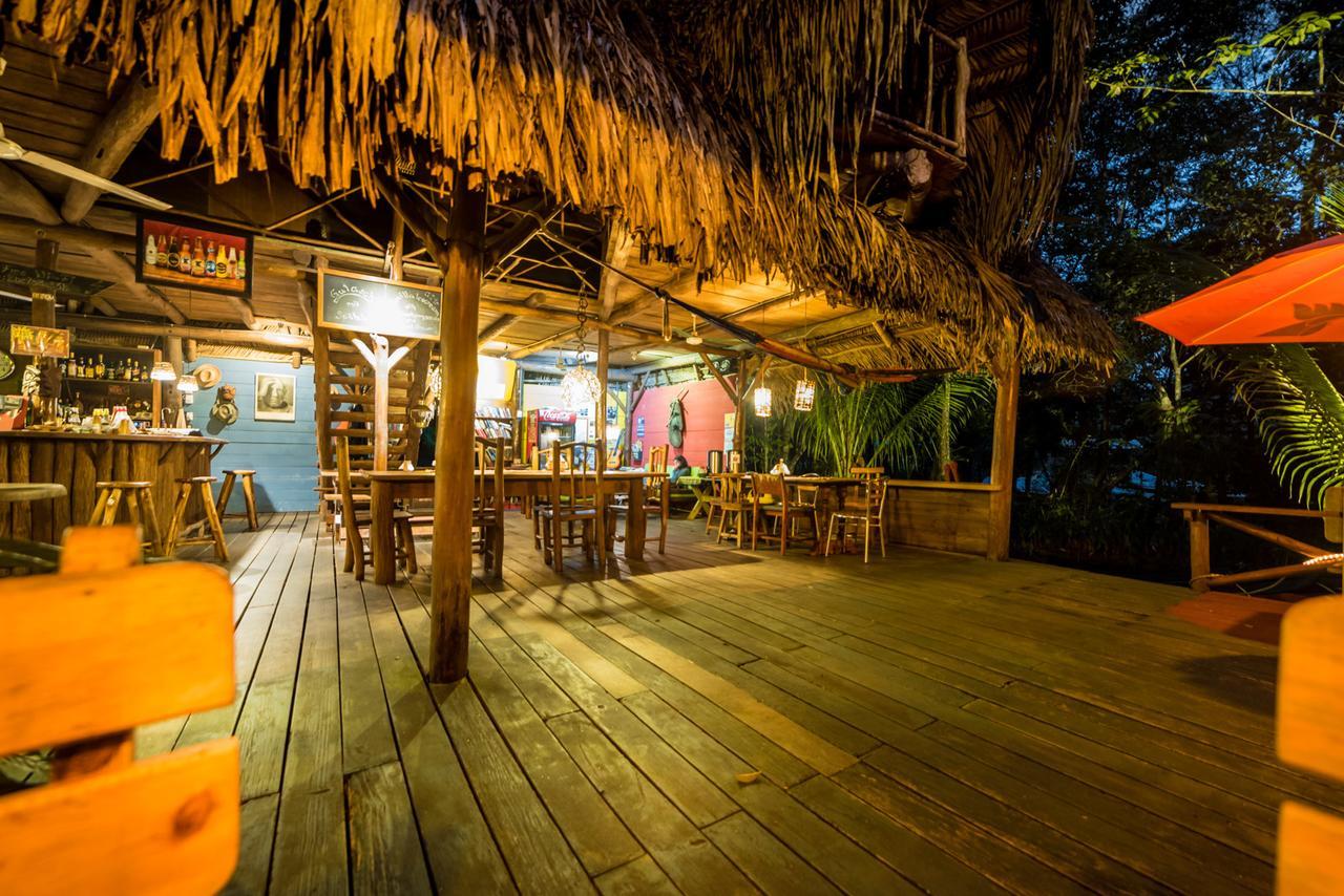 Hotel Casa Perico Rio Dulce Ngoại thất bức ảnh